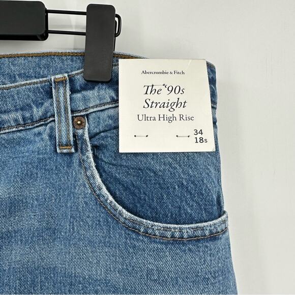 Abercrombie & Fitch | The 90’s Straight Ultra High Rise Jean Size (34) 18 Short - Picture 4 of 6